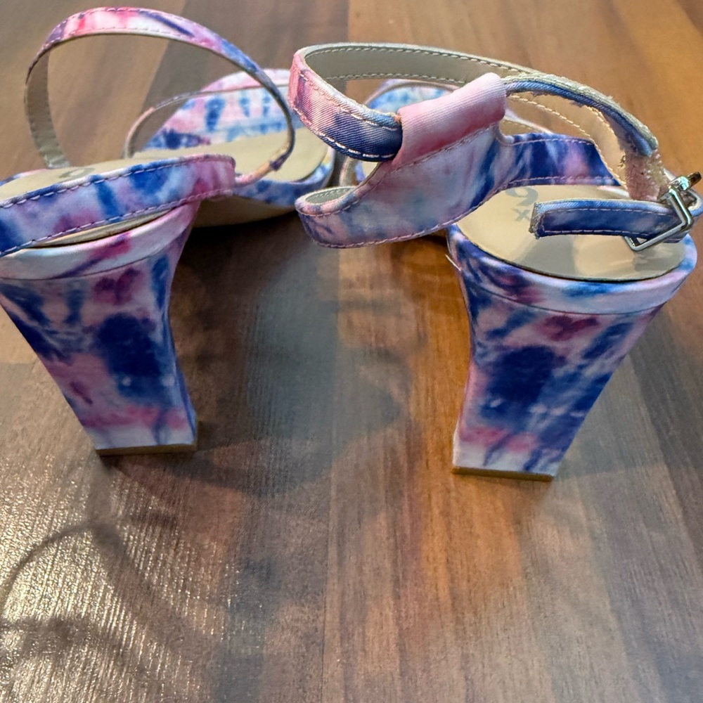 Mix No. 6 Pink and Blue Tie-Dye Heels - Picture 4 of 4